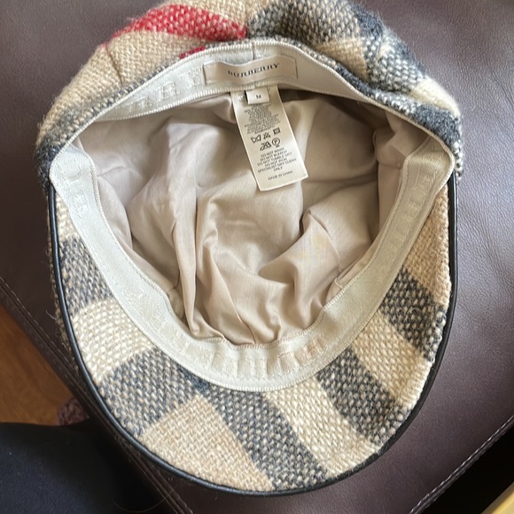 Burberry Hat - Picture 4 of 5